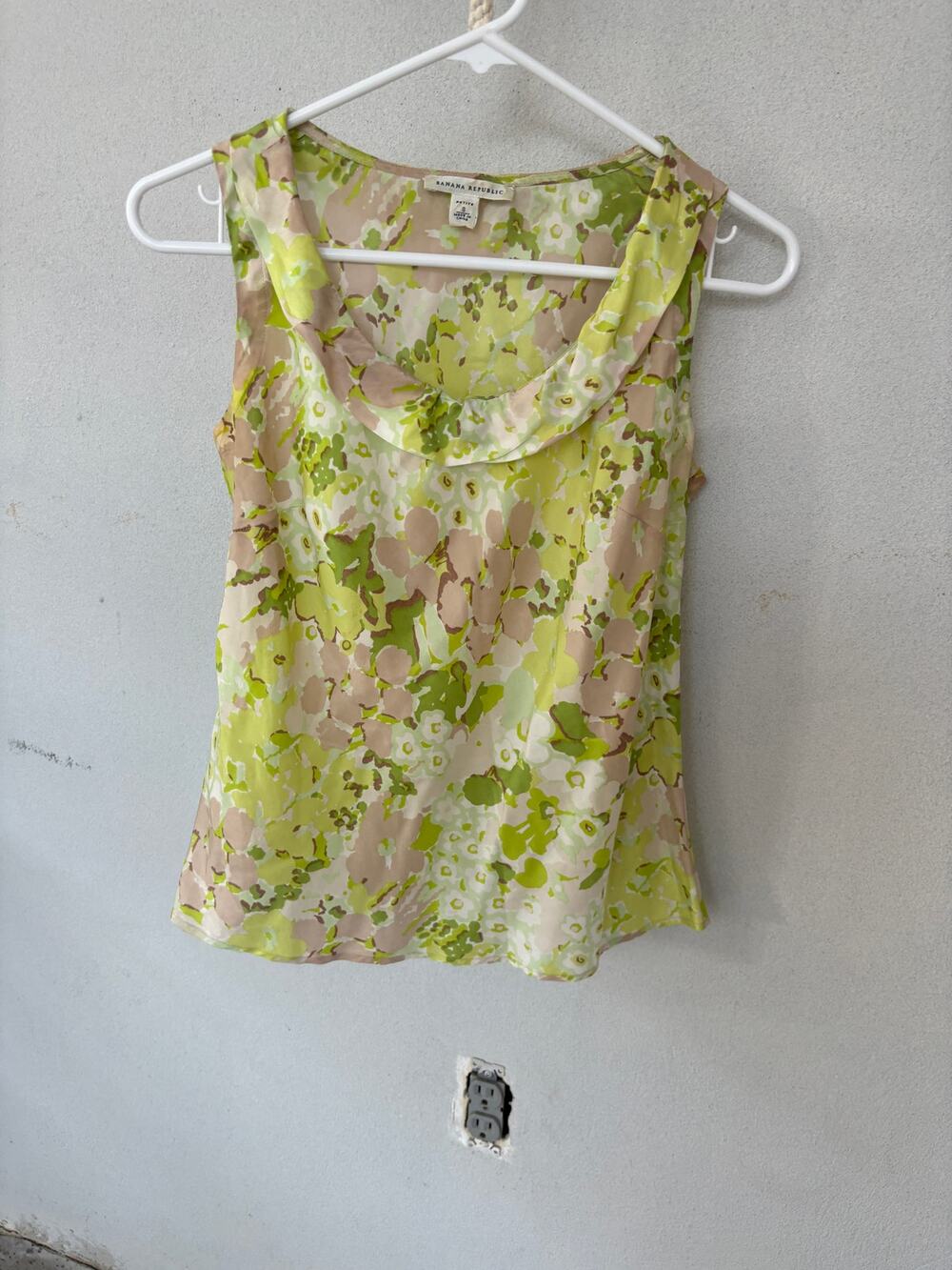 100% Silk Banana Republic Blouse Y2K 90's Size S